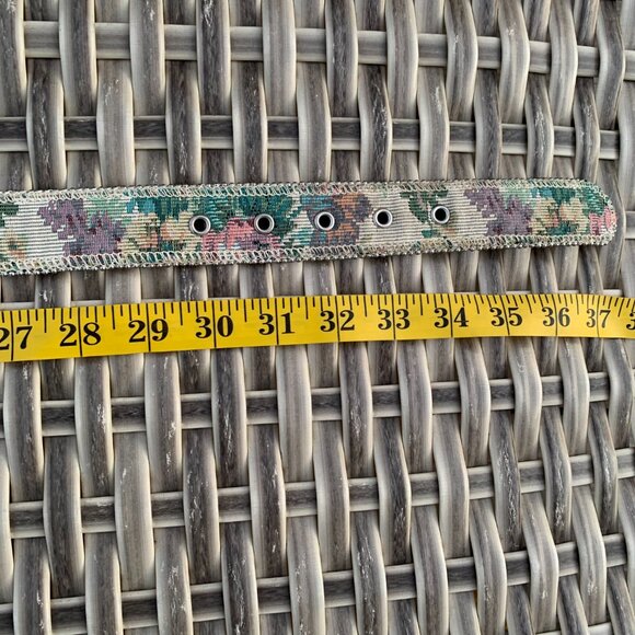 Vintage 80s Floral Tapestry Boho Granny Chic Romantic Retro Western Waist Belt - Picture 9 of 12